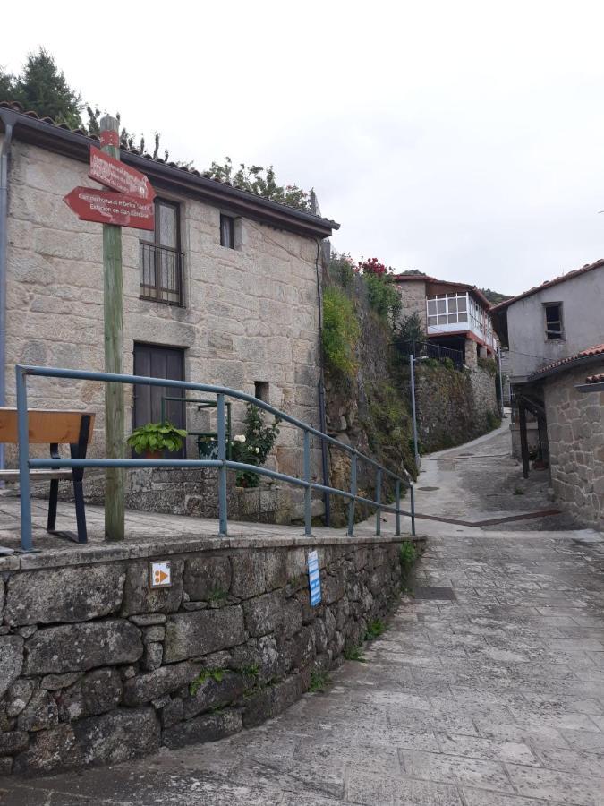 Casa de pueblo en San Estevo Ribas de Sil Villa Ourense Exterior foto